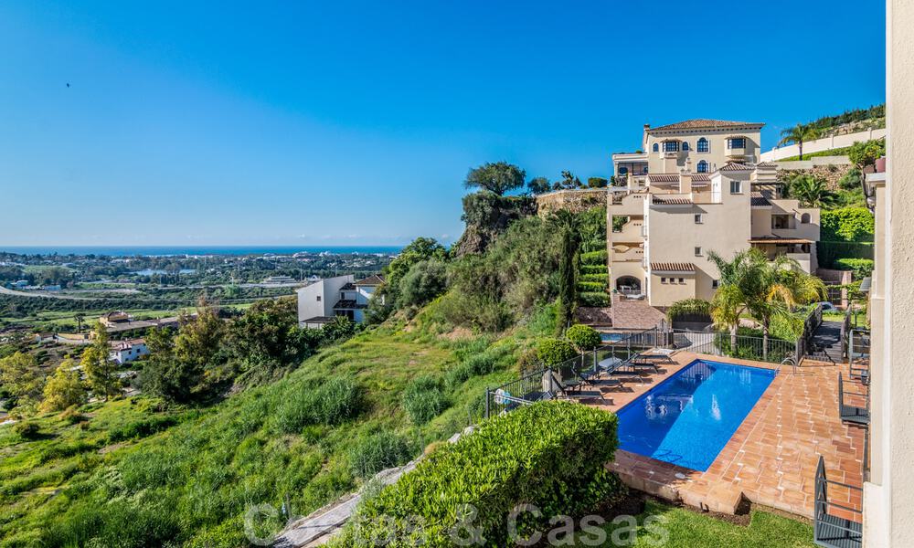 Luxueux penthouse en duplex à vendre avec vue panoramique sur la mer à Benahavis – Marbella 41462