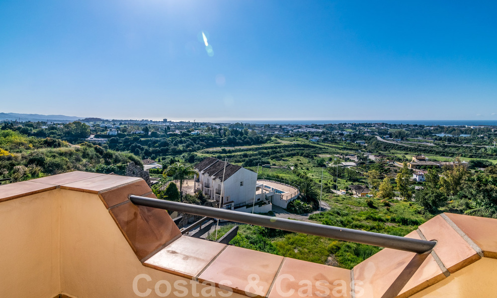 Luxueux penthouse en duplex à vendre avec vue panoramique sur la mer à Benahavis – Marbella 41477