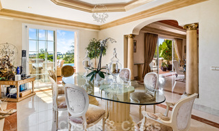 Vente d'une villa espagnole de luxe, avec vue sur la campagne et la mer, à Marbella - Benahavis 41522 