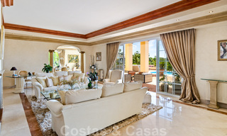 Vente d'une villa espagnole de luxe, avec vue sur la campagne et la mer, à Marbella - Benahavis 41523 