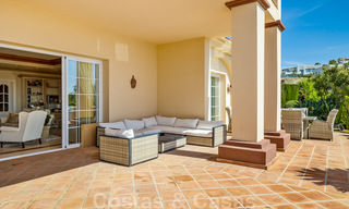 Vente d'une villa espagnole de luxe, avec vue sur la campagne et la mer, à Marbella - Benahavis 41542 