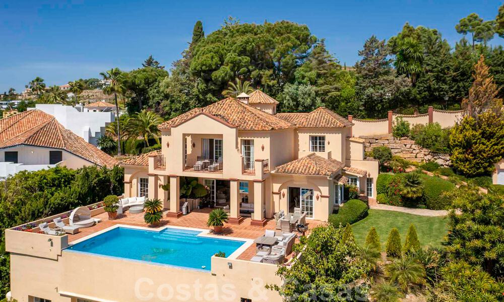 Vente d'une villa espagnole de luxe, avec vue sur la campagne et la mer, à Marbella - Benahavis 41564