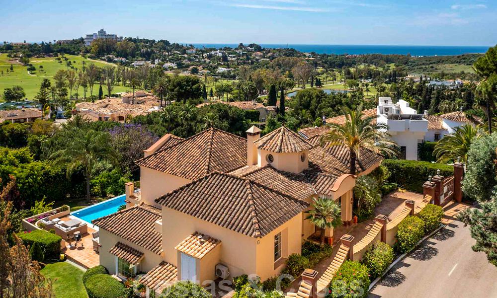 Vente d'une villa espagnole de luxe, avec vue sur la campagne et la mer, à Marbella - Benahavis 41568