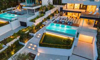 Luxueuse villa de style LA à vendre, avec vue imprenable sur La Concha, à Nueva Andalucia - Marbella 41702 