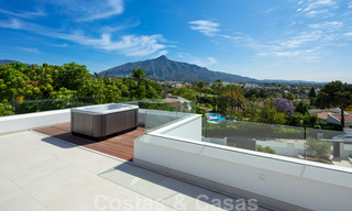Luxueuse villa de style LA à vendre, avec vue imprenable sur La Concha, à Nueva Andalucia - Marbella 41719 