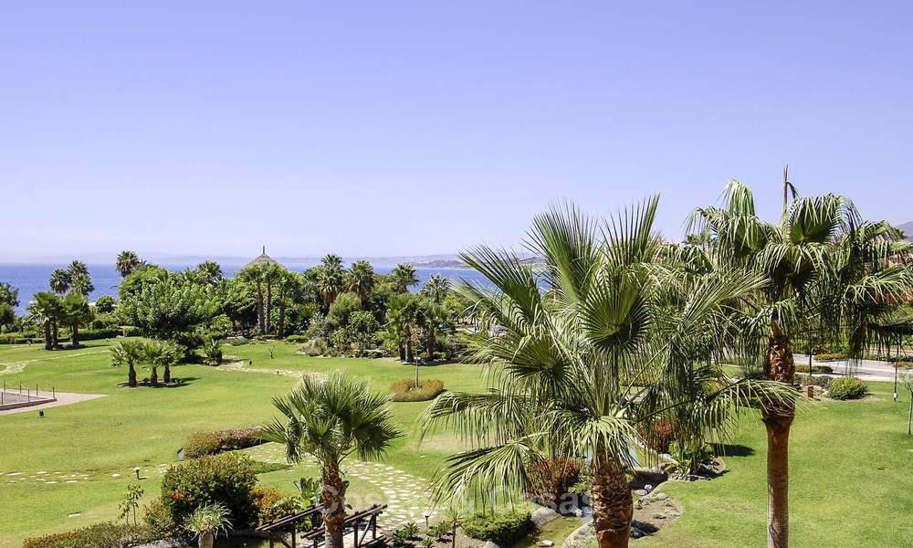 Torre Bermeja : appartements spacieux et luxueux à vendre dans un complexe exclusif en bord de la mer entre Marbella et Estepona 41571