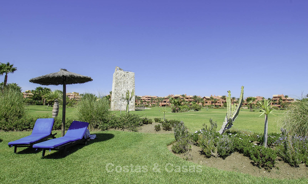 Torre Bermeja : appartements spacieux et luxueux à vendre dans un complexe exclusif en bord de la mer entre Marbella et Estepona 41588