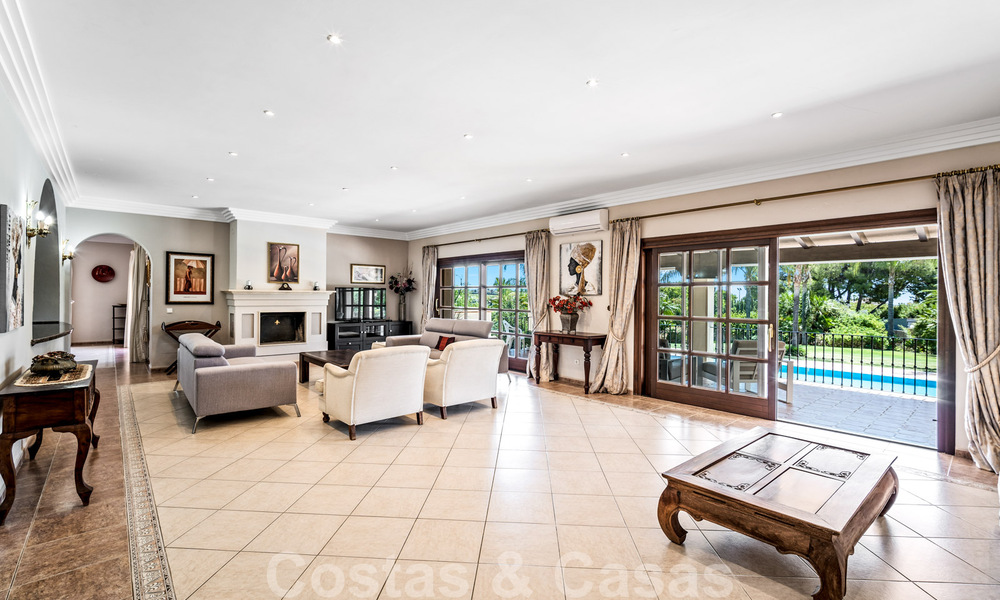 Villa traditionnelle espagnole de luxe à vendre à Benahavis - Marbella 41856