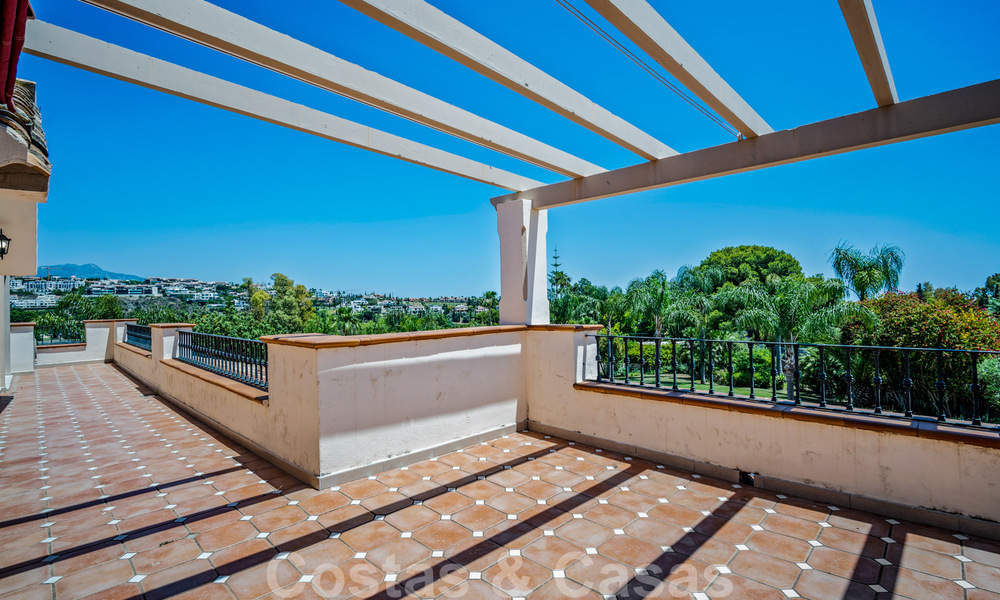 Villa traditionnelle espagnole de luxe à vendre à Benahavis - Marbella 41874