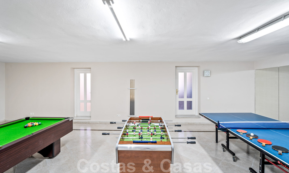 Villa traditionnelle espagnole de luxe à vendre à Benahavis - Marbella 41883