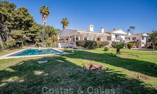 Charmante villa à vendre sur un grand terrain avec vue sur la mer dans un quartier calme à proximité du centre de Marbella 41789 