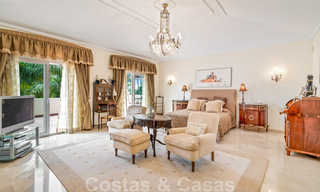 Vente d'une villa de luxe avec vue sur le jardin, a un pas de la mer à Guadalmina Baja à Marbella 41825 