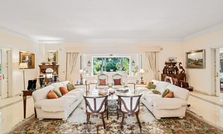 Vente d'une villa de luxe avec vue sur le jardin, a un pas de la mer à Guadalmina Baja à Marbella 41836 