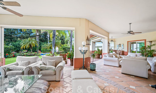 Vente d'une villa de luxe avec vue sur le jardin, a un pas de la mer à Guadalmina Baja à Marbella 41841 