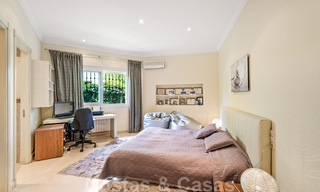 Vente d'une villa de luxe avec vue sur le jardin, a un pas de la mer à Guadalmina Baja à Marbella 41845 