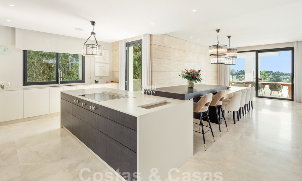 Villa moderne à vendre avec vue panoramique sur la mer à Marbella - Benahavis 58761