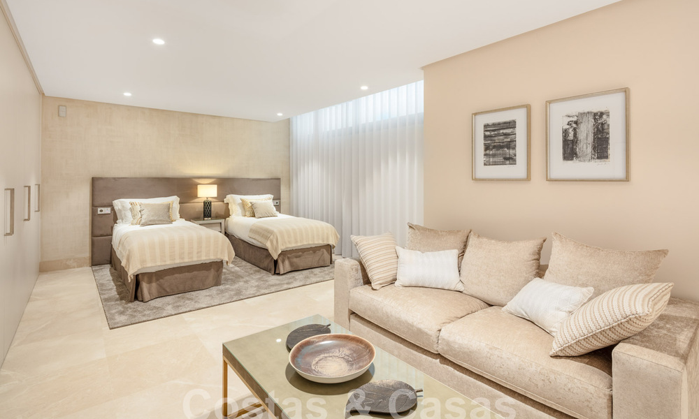 Villa moderne à vendre avec vue panoramique sur la mer à Marbella - Benahavis 58770