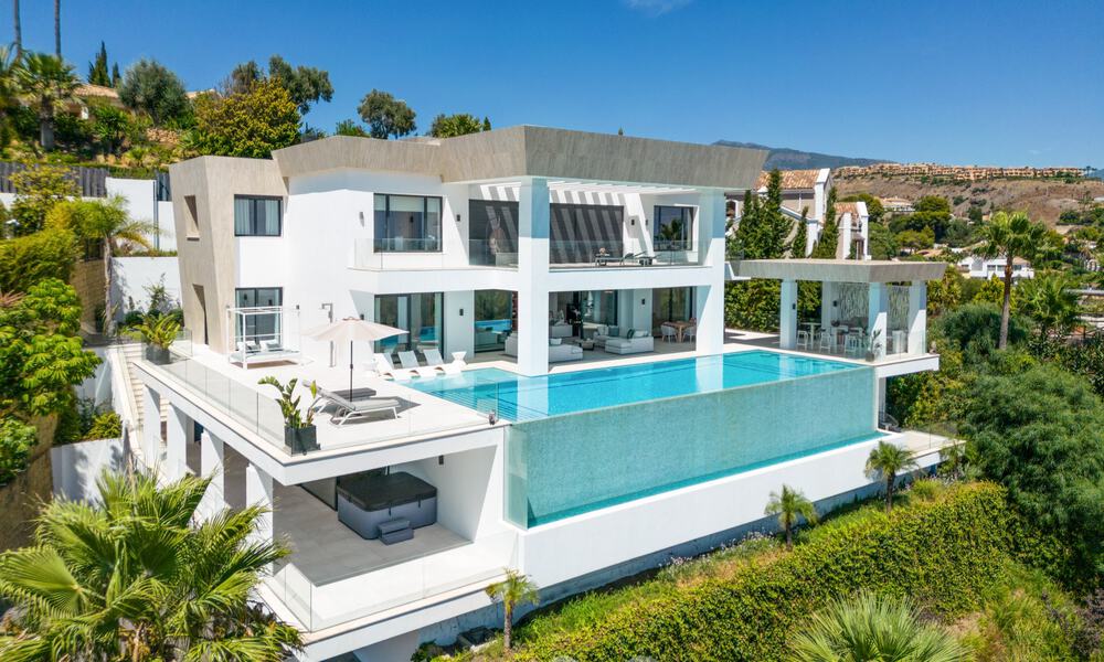 Villa moderne à vendre avec vue panoramique sur la mer à Marbella - Benahavis 58772