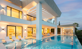 Villa moderne à vendre avec vue panoramique sur la mer à Marbella - Benahavis 58781 