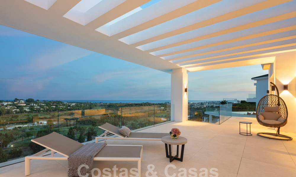 Villa moderne à vendre avec vue panoramique sur la mer à Marbella - Benahavis 58782