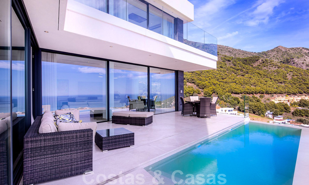 Villa moderne et architecturale à vendre à Mijas, Costa del Sol 41943
