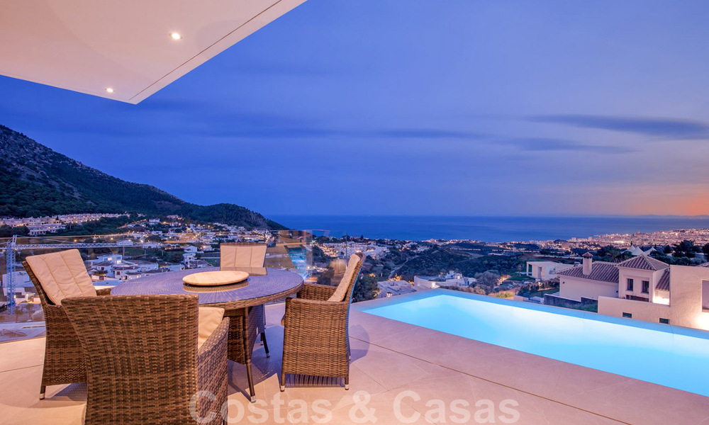 Villa moderne et architecturale à vendre à Mijas, Costa del Sol 41967