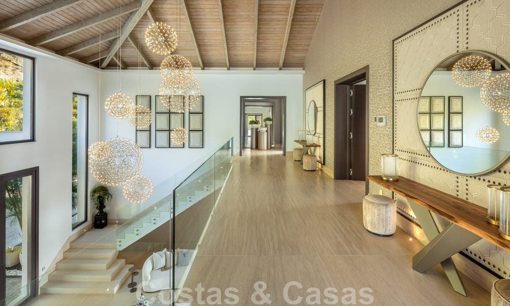 Villa de luxe contemporaine et moderne à vendre dans un style de resort avec vue panoramique sur la mer à Cascada de Camojan à Marbella 42097