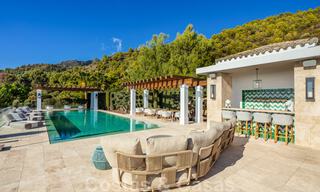 Villa de luxe contemporaine et moderne à vendre dans un style de resort avec vue panoramique sur la mer à Cascada de Camojan à Marbella 42107 