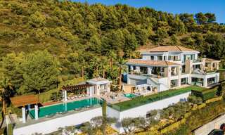Villa de luxe contemporaine et moderne à vendre dans un style de resort avec vue panoramique sur la mer à Cascada de Camojan à Marbella 42109 