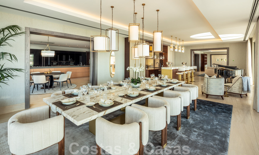 Villa de luxe contemporaine et moderne à vendre dans un style de resort avec vue panoramique sur la mer à Cascada de Camojan à Marbella 42113