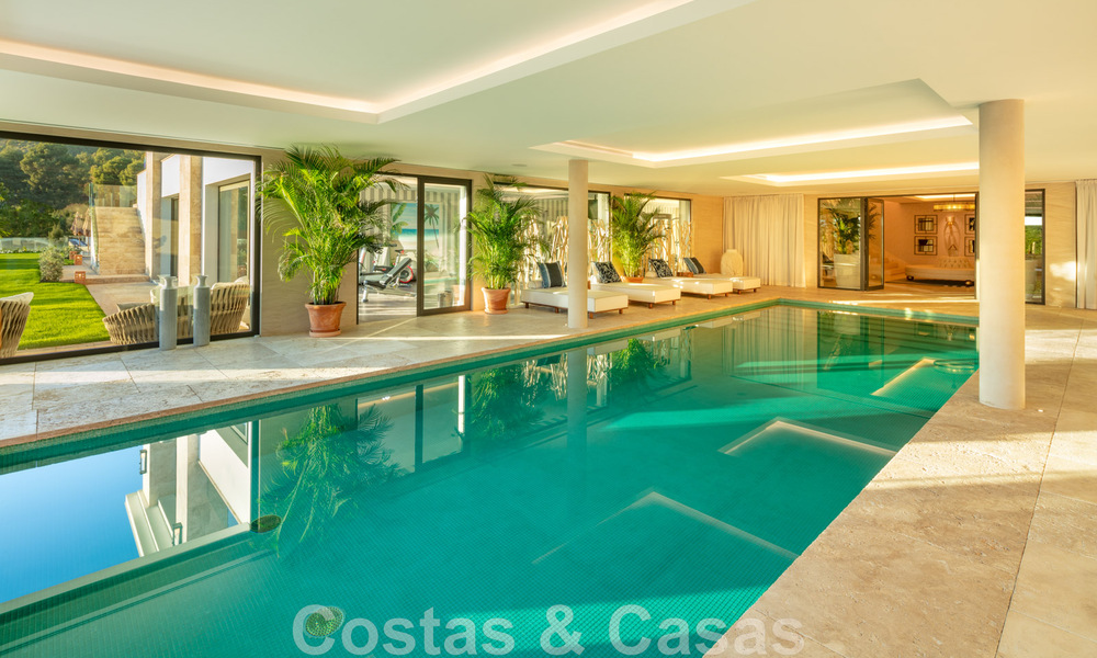 Villa de luxe contemporaine et moderne à vendre dans un style de resort avec vue panoramique sur la mer à Cascada de Camojan à Marbella 42126