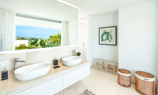 Villa de conception à vendre dans une urbanisation exclusive de Nueva Andalucia - Marbella 42144 
