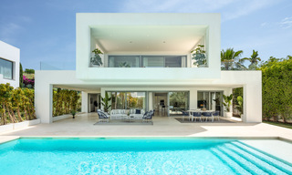 Villa de conception à vendre dans une urbanisation exclusive de Nueva Andalucia - Marbella 42166 