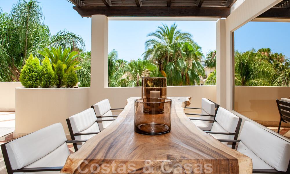 Penthouse de luxe à vendre dans un magnifique complexe de golf en première ligne à Nueva Andalucia, Marbella 42192