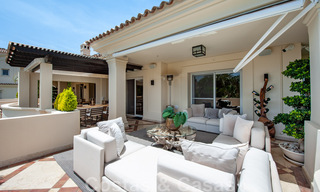 Penthouse de luxe à vendre dans un magnifique complexe de golf en première ligne à Nueva Andalucia, Marbella 42194 