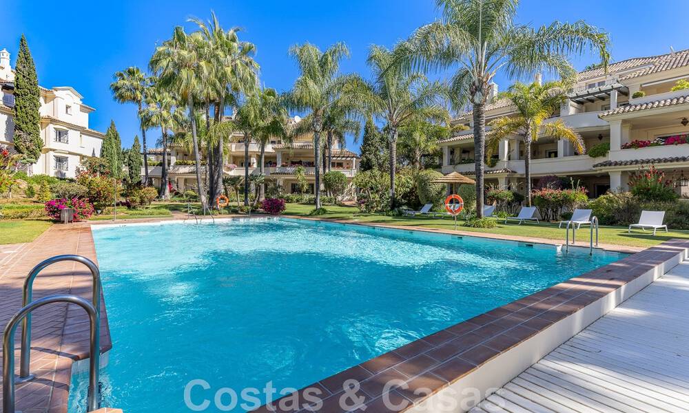 Penthouse de luxe à vendre dans un magnifique complexe de golf en première ligne à Nueva Andalucia, Marbella 51711