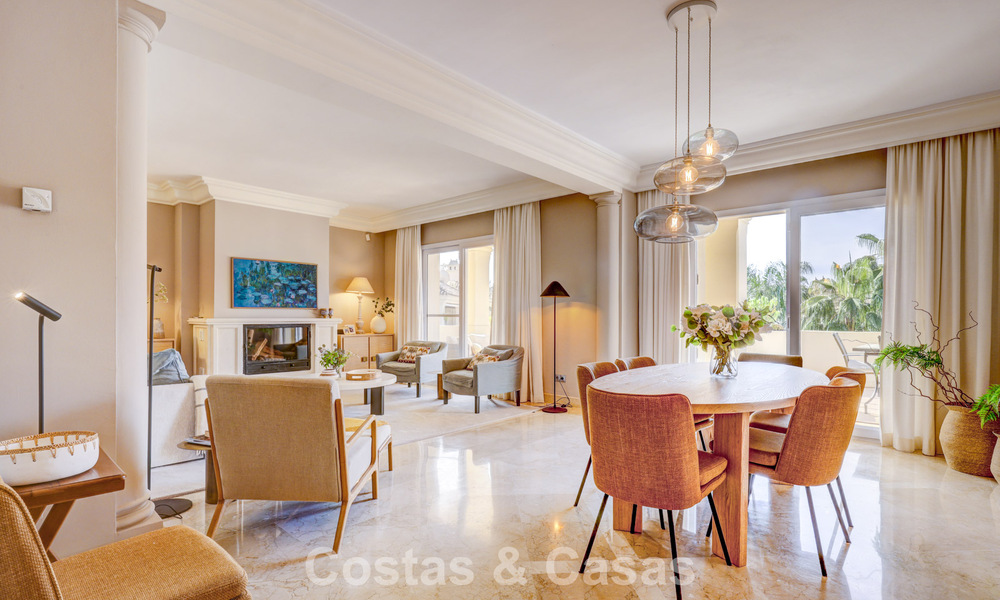 Penthouse de luxe à vendre dans un magnifique complexe de golf en première ligne à Nueva Andalucia, Marbella 796975