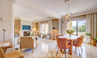 Penthouse de luxe à vendre dans un magnifique complexe de golf en première ligne à Nueva Andalucia, Marbella 796975 
