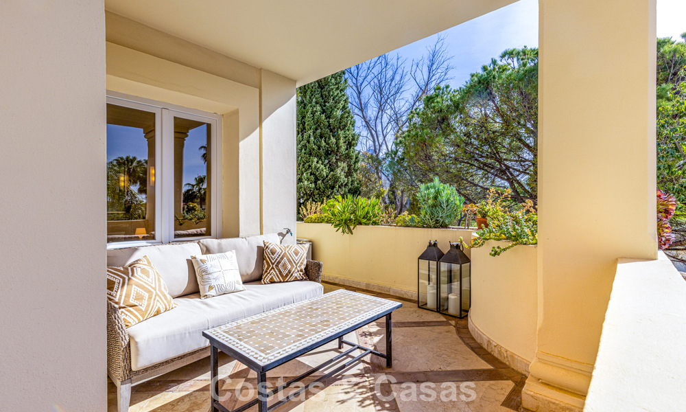 Penthouse de luxe à vendre dans un magnifique complexe de golf en première ligne à Nueva Andalucia, Marbella 796989