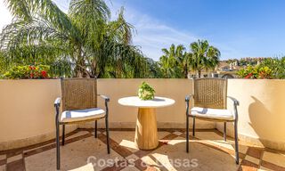 Penthouse de luxe à vendre dans un magnifique complexe de golf en première ligne à Nueva Andalucia, Marbella 796992 