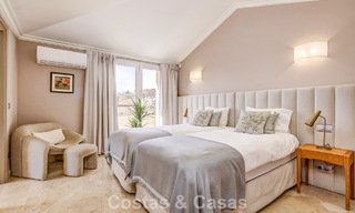Penthouse de luxe à vendre dans un magnifique complexe de golf en première ligne à Nueva Andalucia, Marbella 797011 