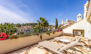 Penthouse de luxe à vendre dans un magnifique complexe de golf en première ligne à Nueva Andalucia, Marbella 797017 