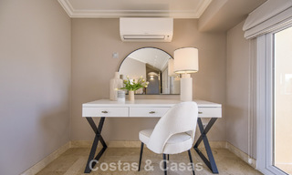 Penthouse de luxe à vendre dans un magnifique complexe de golf en première ligne à Nueva Andalucia, Marbella 797020 