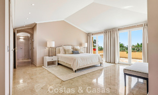 Penthouse de luxe à vendre dans un magnifique complexe de golf en première ligne à Nueva Andalucia, Marbella 797021 