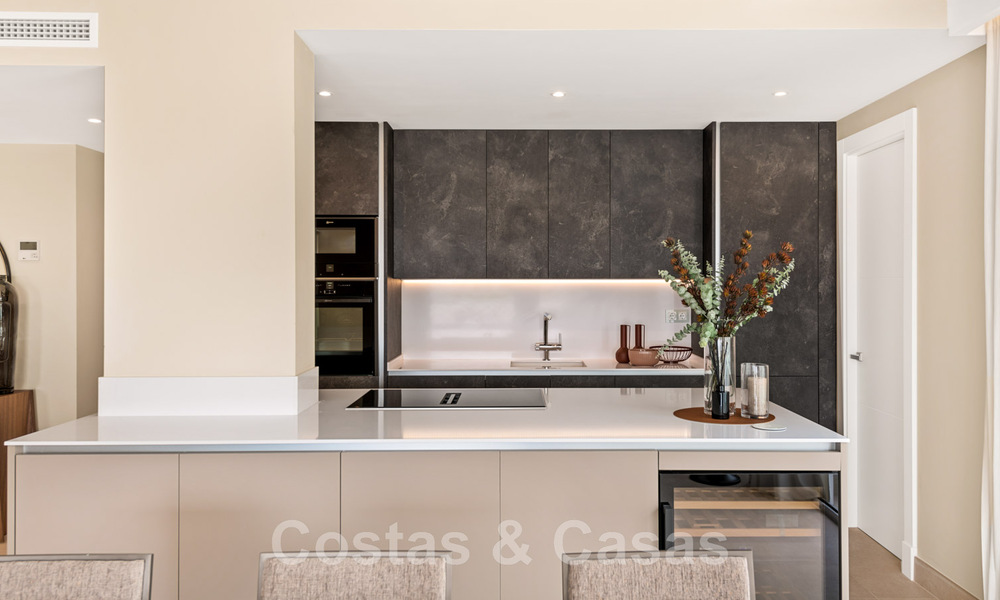 Appartement moderne à vendre sur le Golden Mile de Marbella 42303