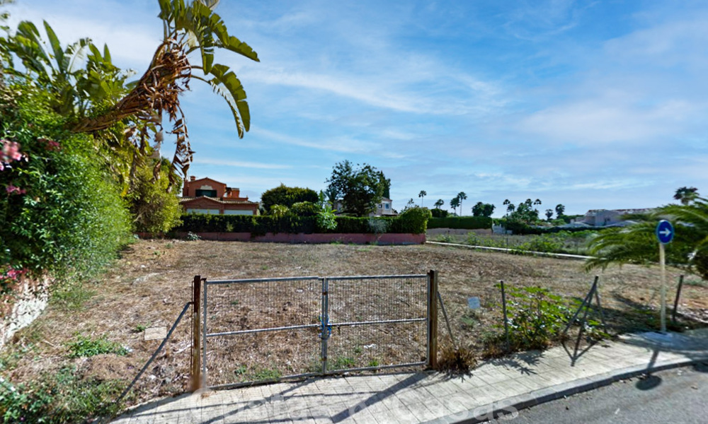 Villa de luxe moderniste à vendre à distance de marche de la plage de Guadalmina Baja, Marbella 42593
