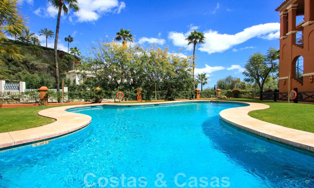 Grand appartement à vendre avec vue sur la mer à Benahavis - Marbella 42332