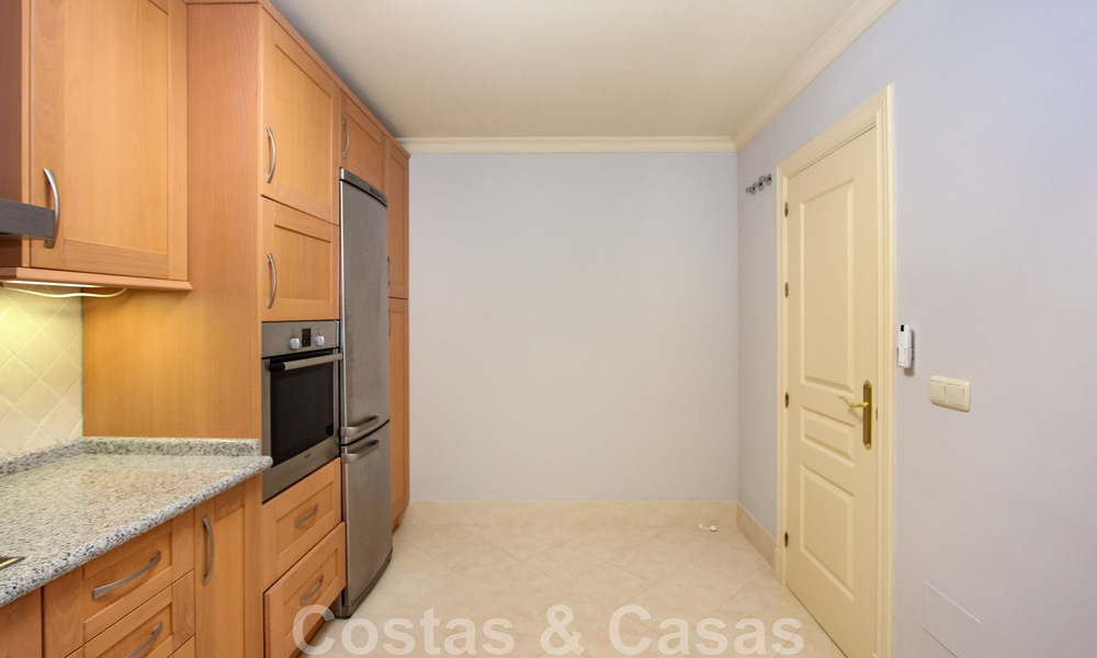 Grand appartement à vendre avec vue sur la mer à Benahavis - Marbella 42338