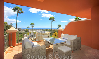 Grand appartement à vendre avec vue sur la mer à Benahavis - Marbella 42350
