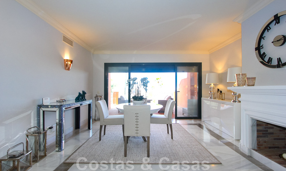 Grand appartement à vendre avec vue sur la mer à Benahavis - Marbella 42353